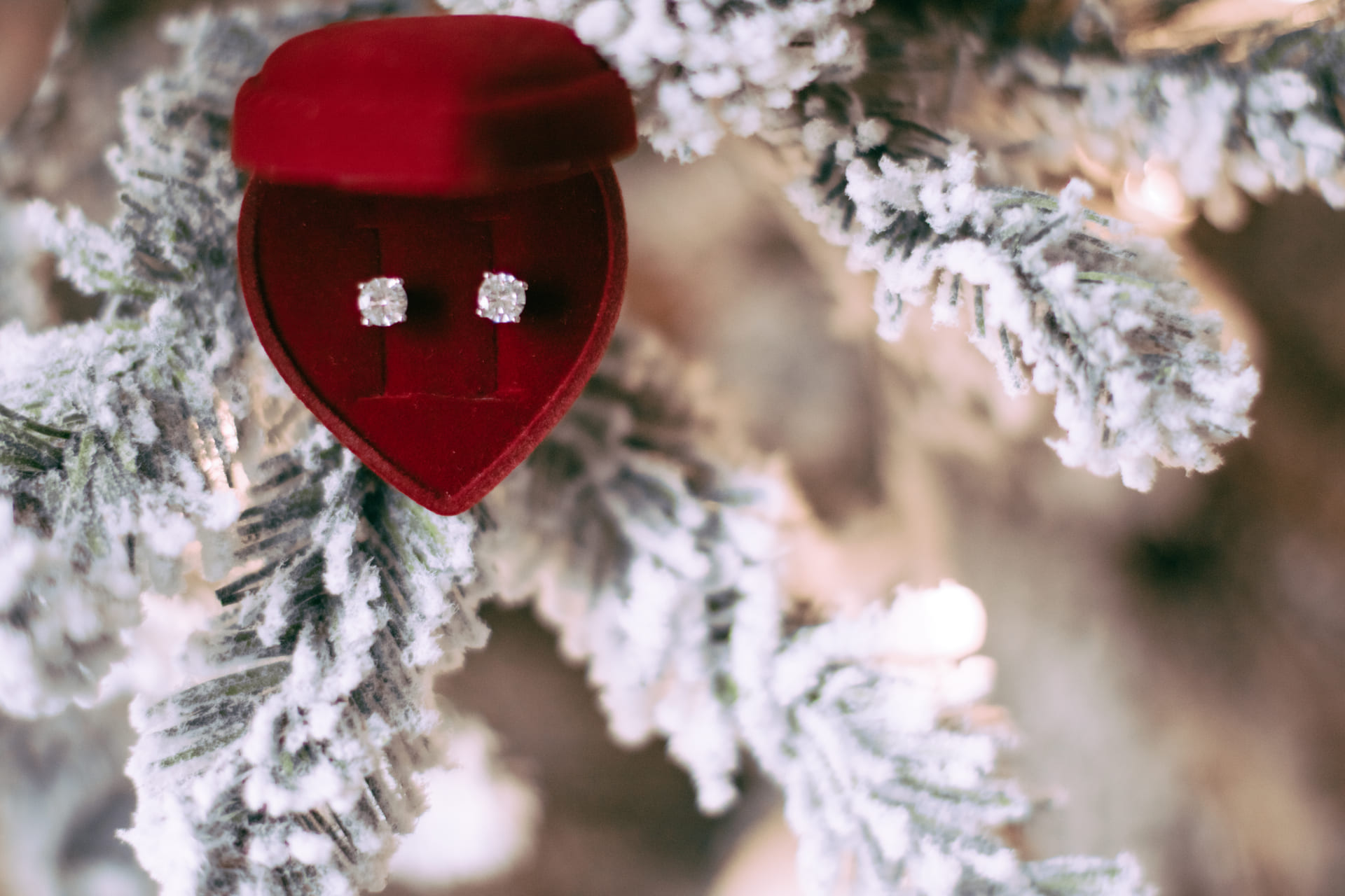 boucles d'oreilles en diamant