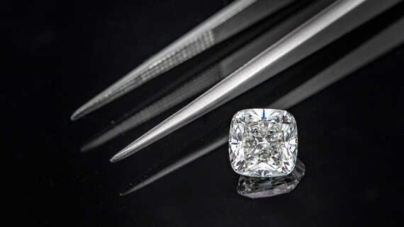 Cushion diamond