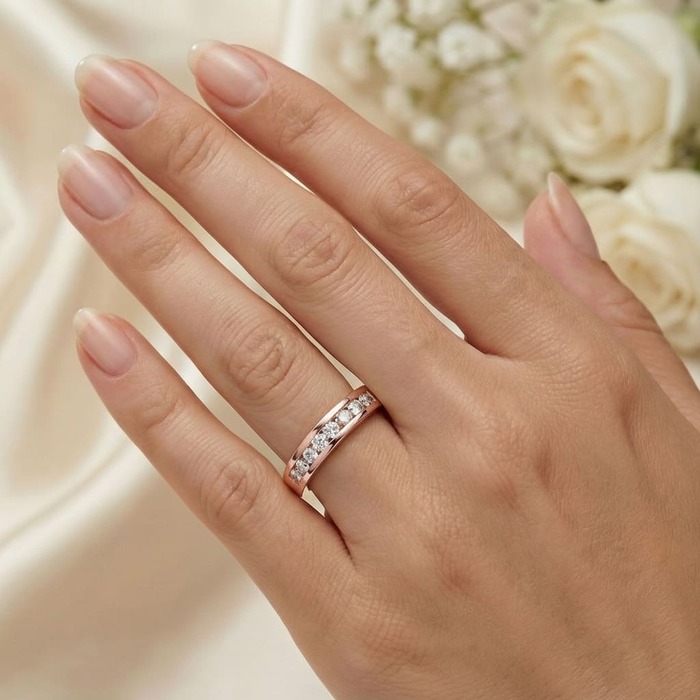 acheter Alliance Demi-tour Diamant Or Rose serti rail NOCES