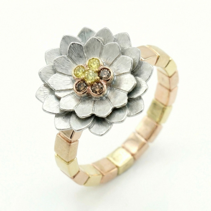 achat Bague  Créateurs Diamant Or Blanc Fleur de Lune