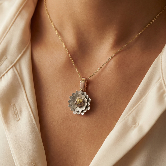 acheter Pendentif Créateurs Diamant Or Blanc Fleur de Lune