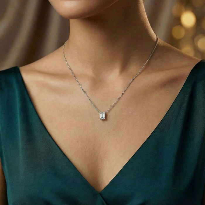 acheter Pendentif Classique Diamant Or Blanc forme EMERAUDE