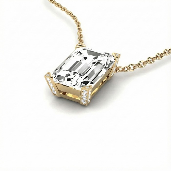 Pendant & Necklace Classics Diamond Yellow Gold EMERALD cut