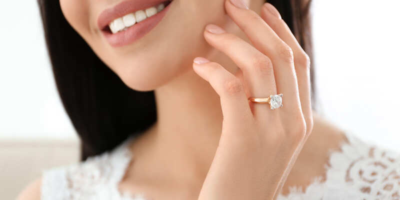 How to create your personalized diamond solitaire?